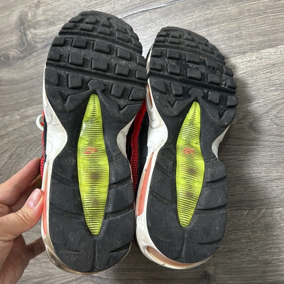 Nike Air Max 95 SE "Neon Size 9 - Picture 7 of 7